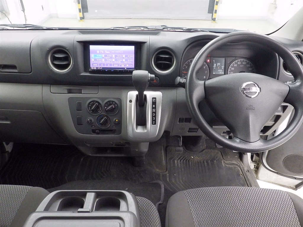 NISSAN NV350 CARAVAN