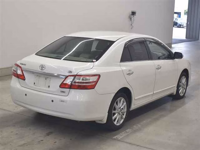 TOYOTA PREMIO