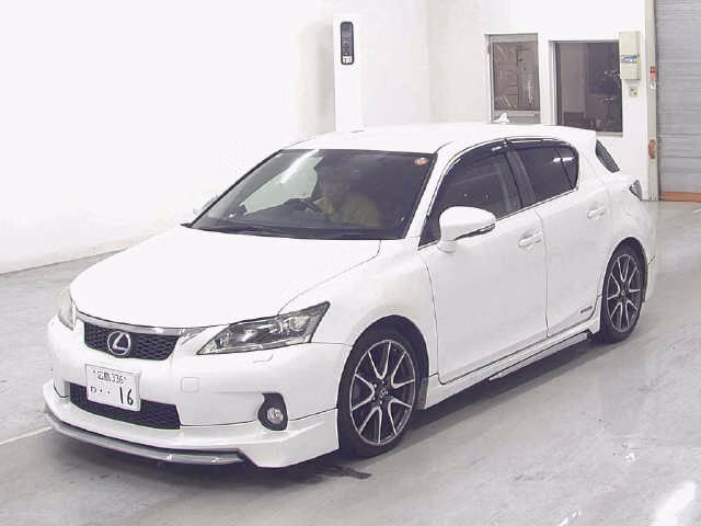 LEXUS CT200H