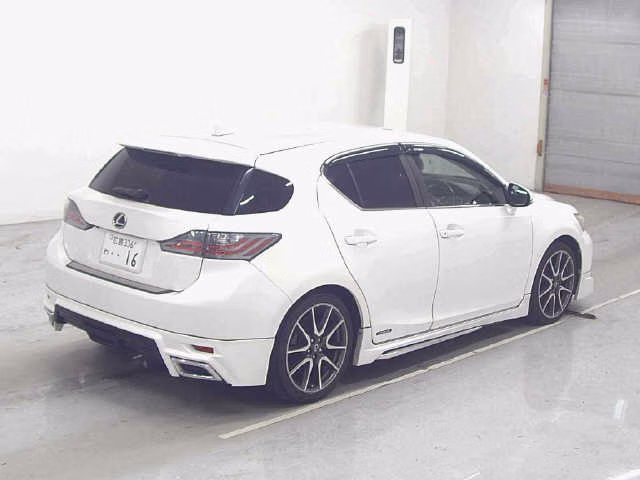 LEXUS CT200H