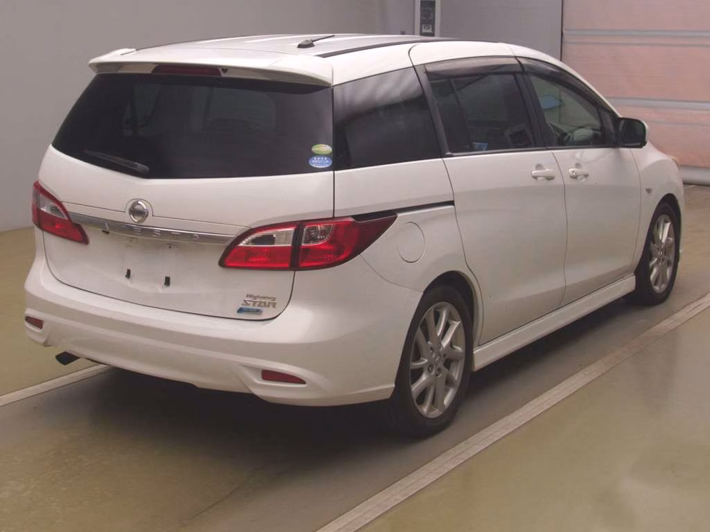 NISSAN LAFESTA