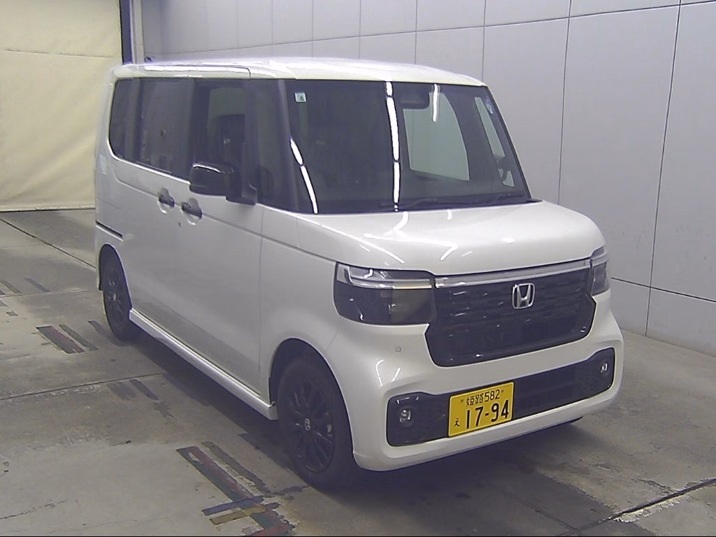 HONDA N-BOX