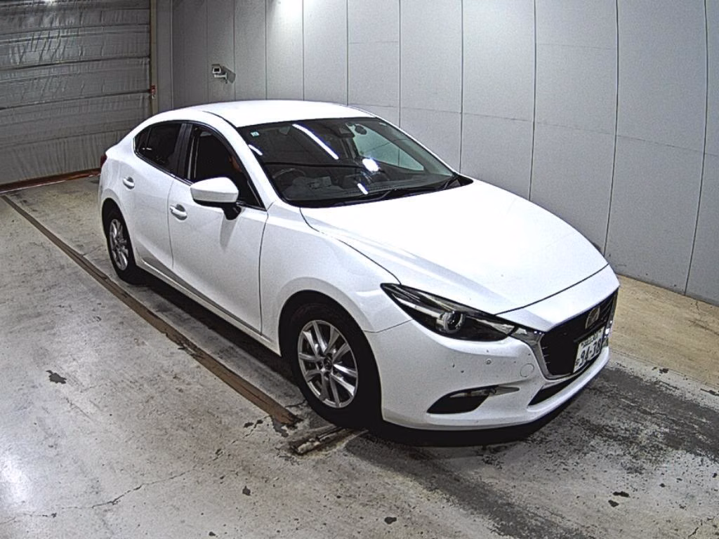MAZDA AXELA