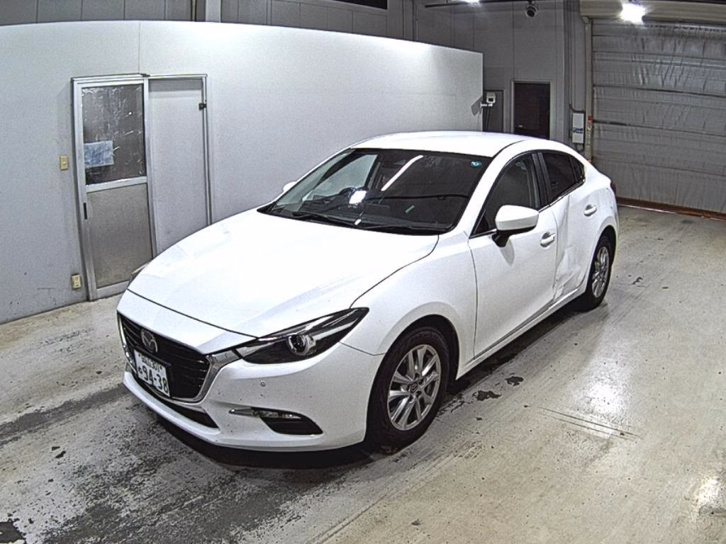 MAZDA AXELA
