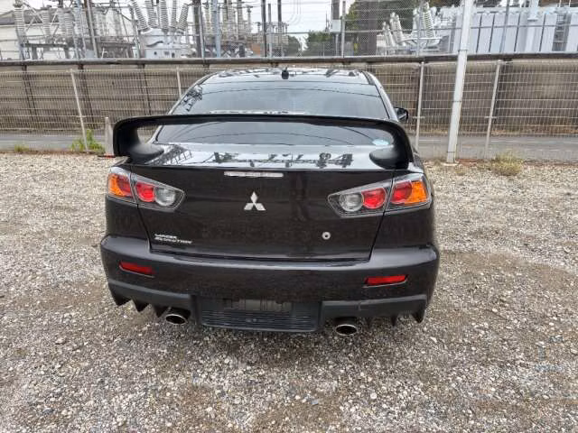 MITSUBISHI LANCER EVOLUTION