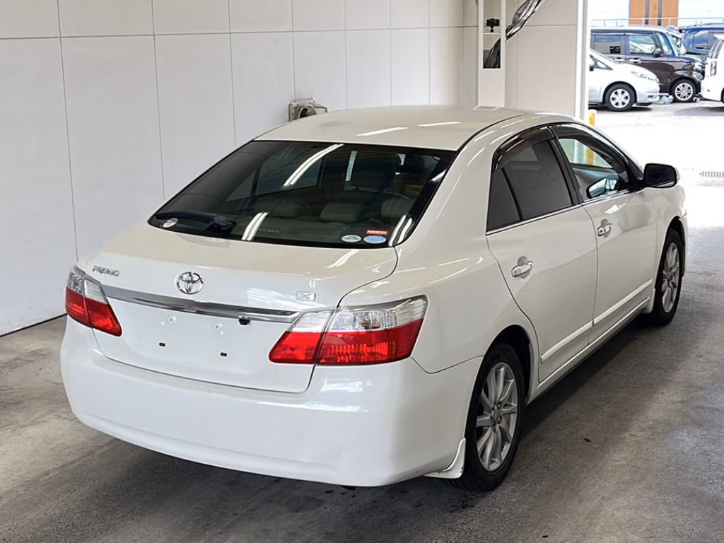 TOYOTA PREMIO
