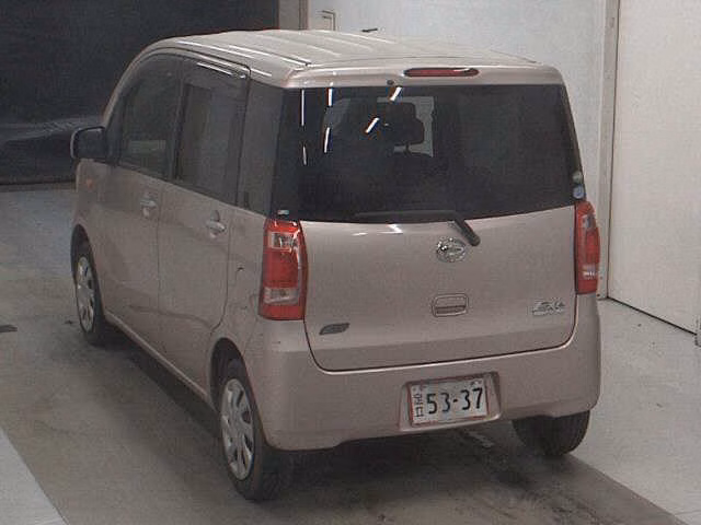 DAIHATSU TANTO EXE