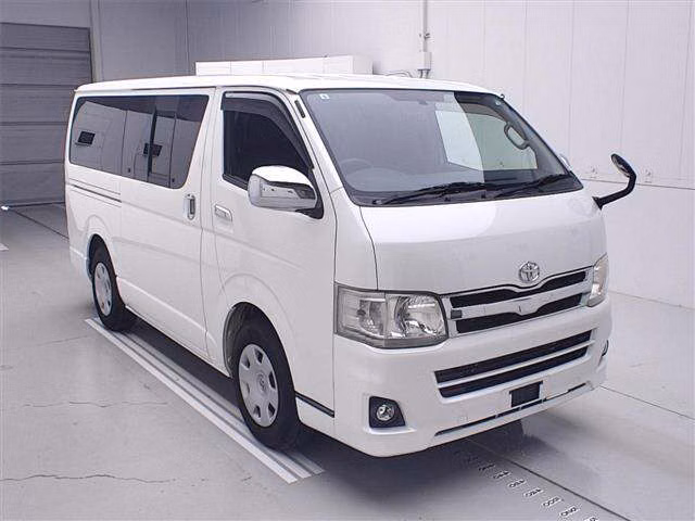 Toyota Regius Ace