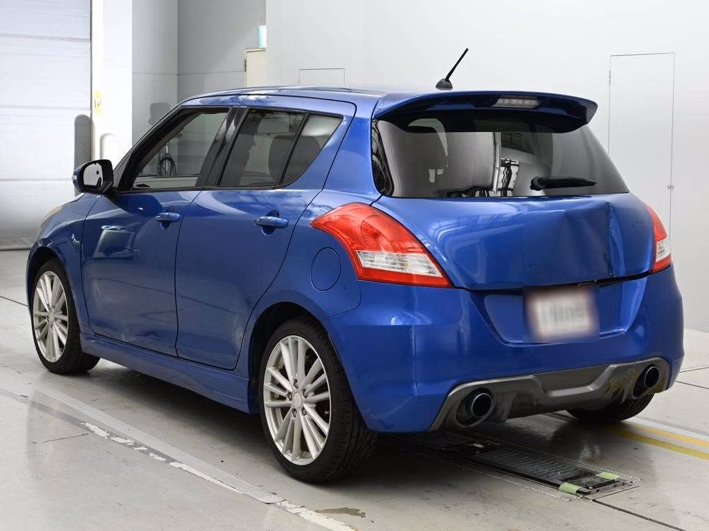 SUZUKI SWIFT