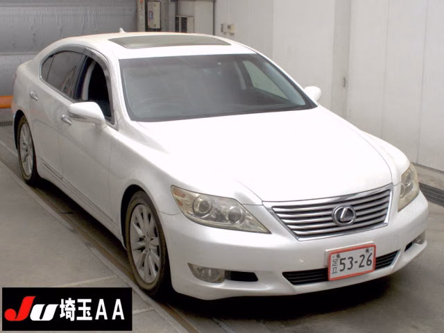 Lexus LS460