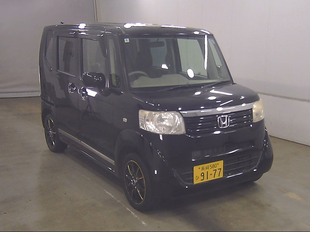 HONDA N-BOX