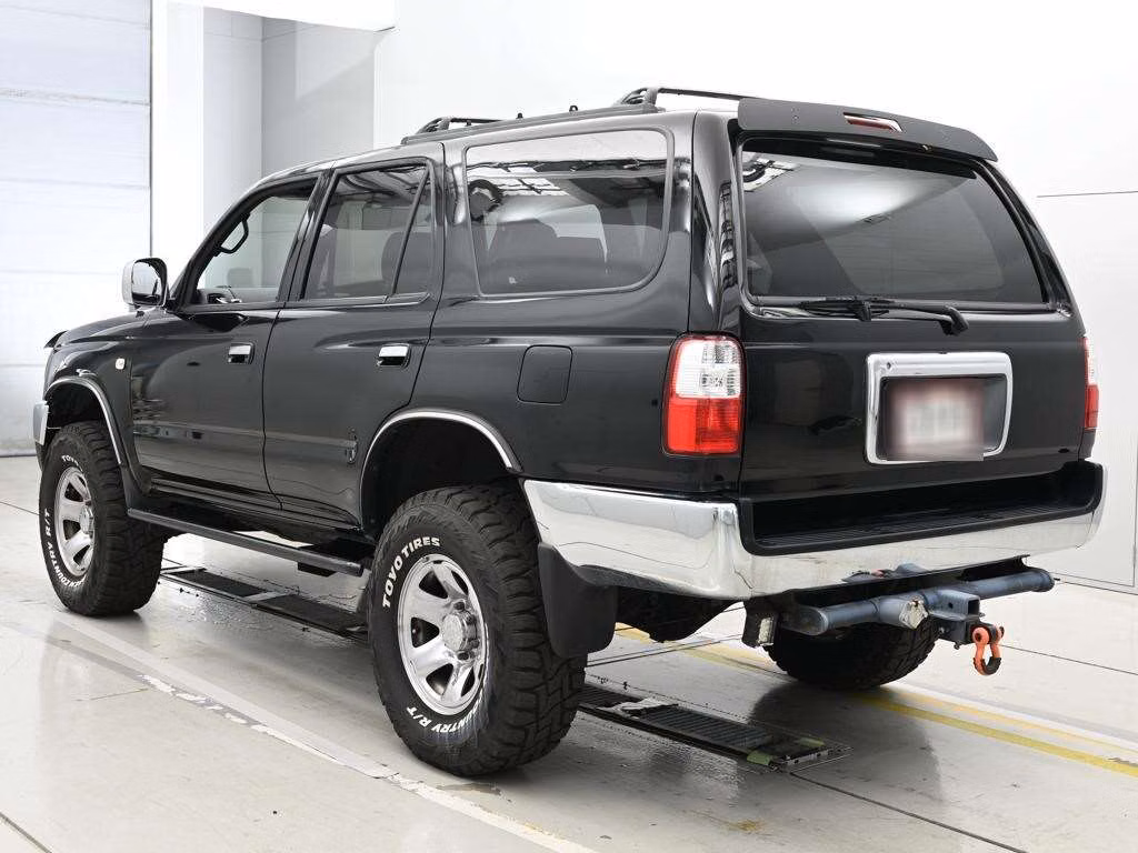 TOYOTA HILUX SURF