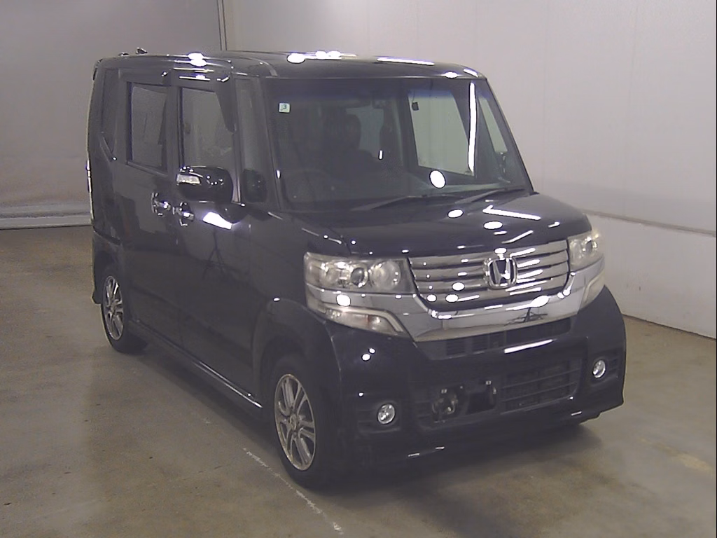 HONDA N-BOX