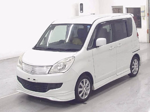 MITSUBISHI DELICA D:2