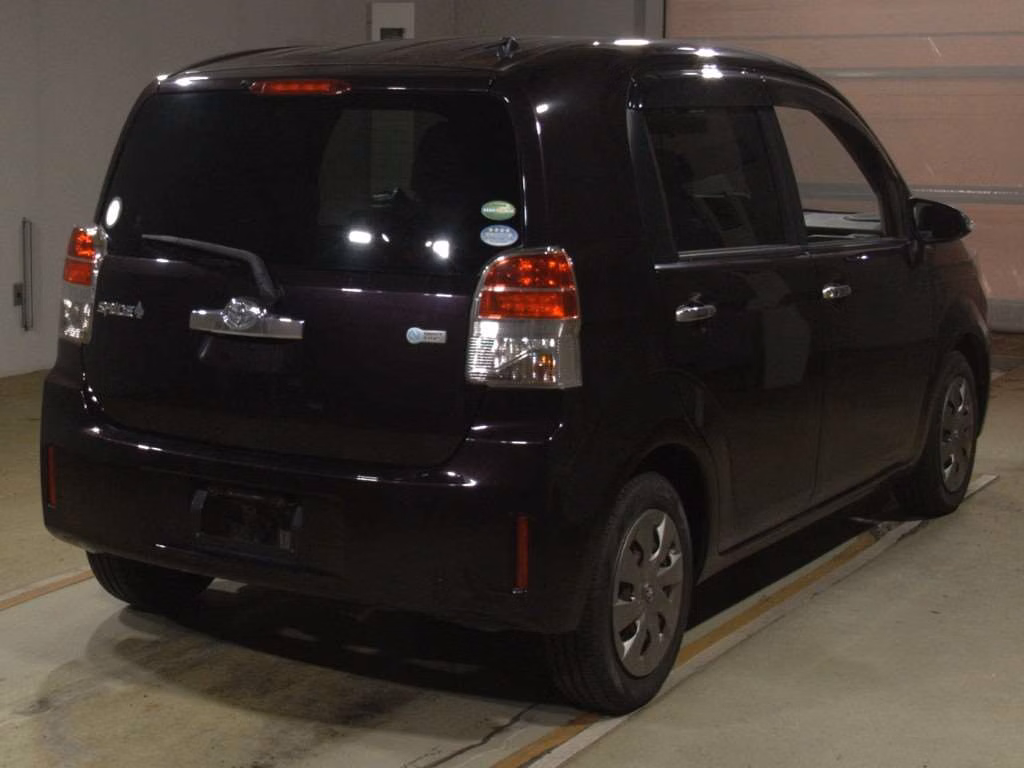 TOYOTA SPADE