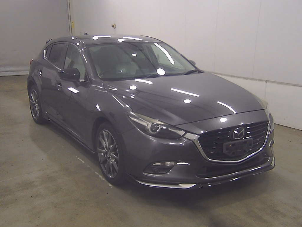 MAZDA AXELA