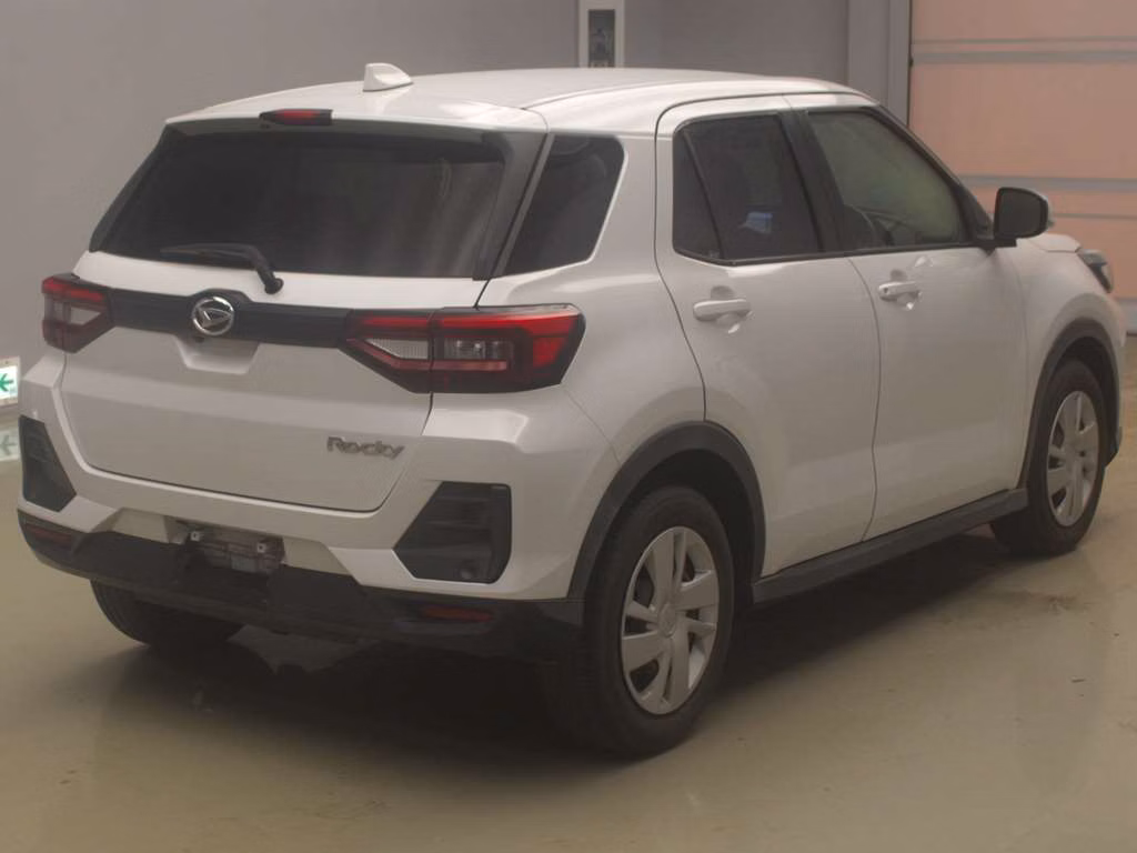 DAIHATSU ROCKY