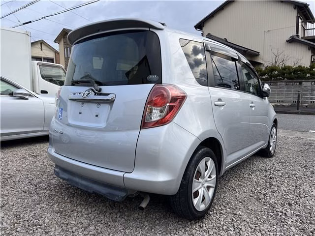 TOYOTA RACTIS