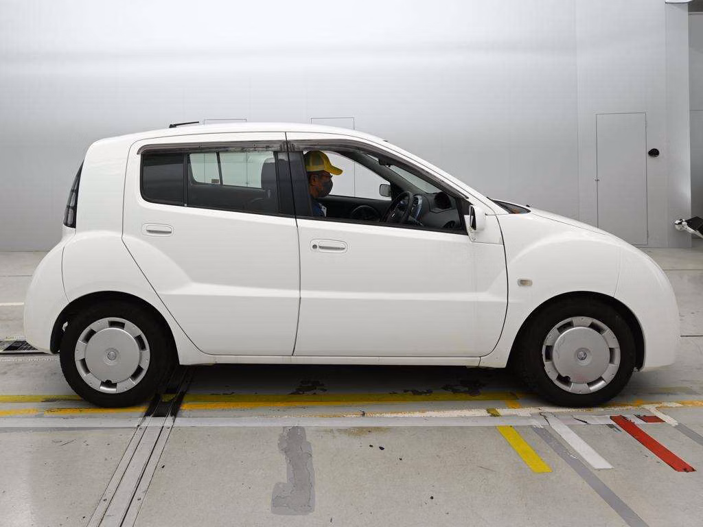 TOYOTA WILL CYPHA