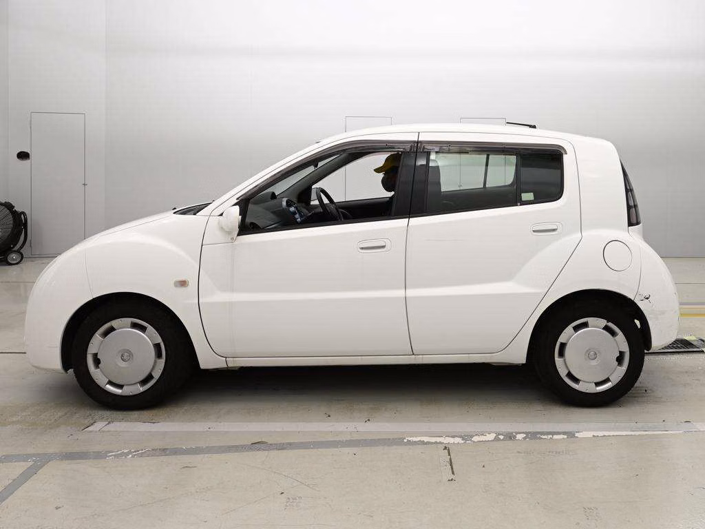 TOYOTA WILL CYPHA