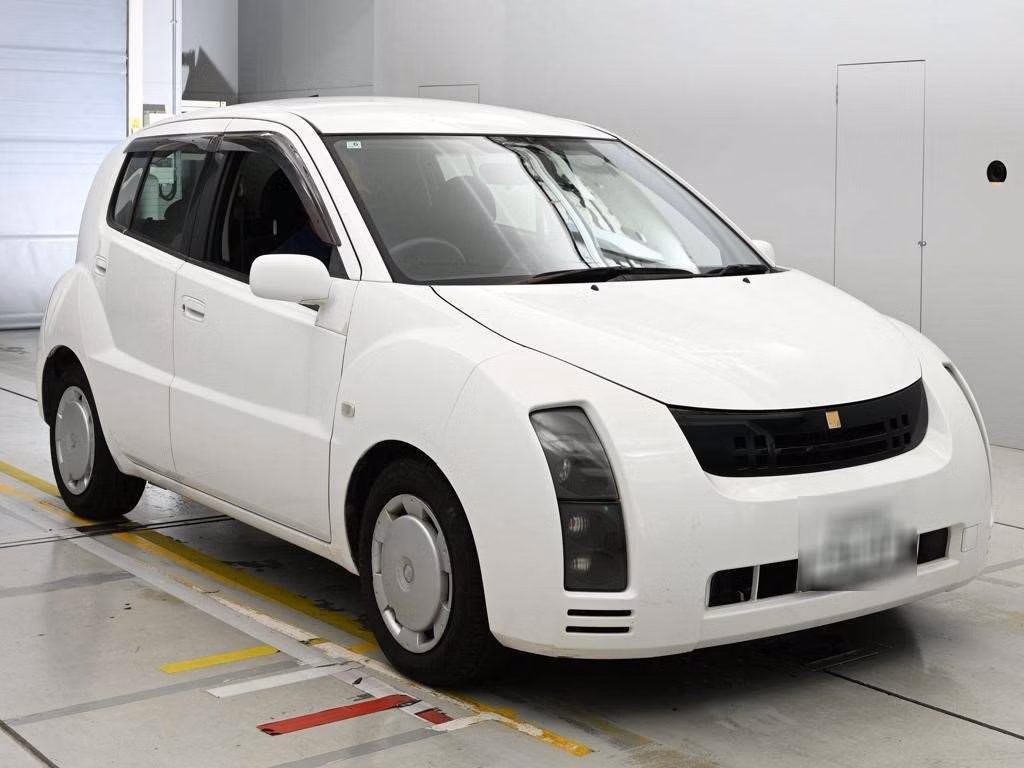 TOYOTA WILL CYPHA