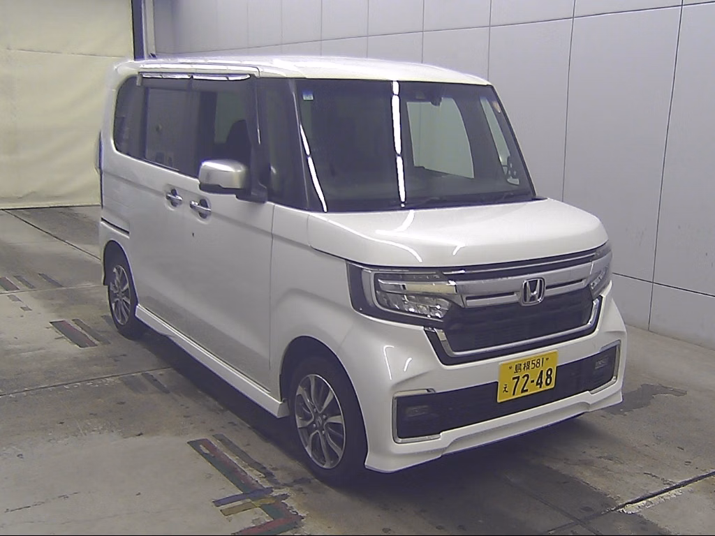 HONDA N-BOX