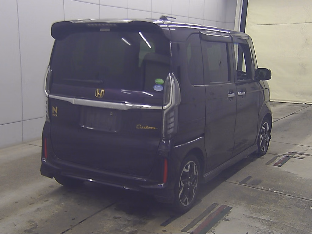 HONDA N-BOX