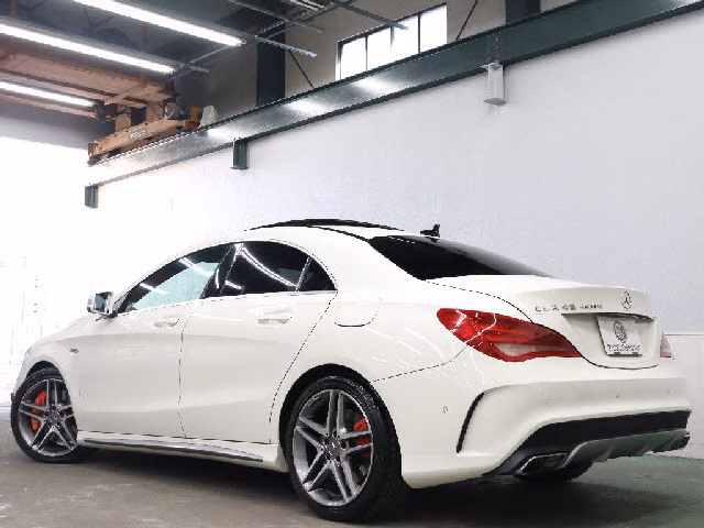 MERCEDES-BENZ CLA-CLASS