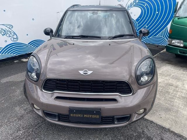 MINI CROSSOVER
