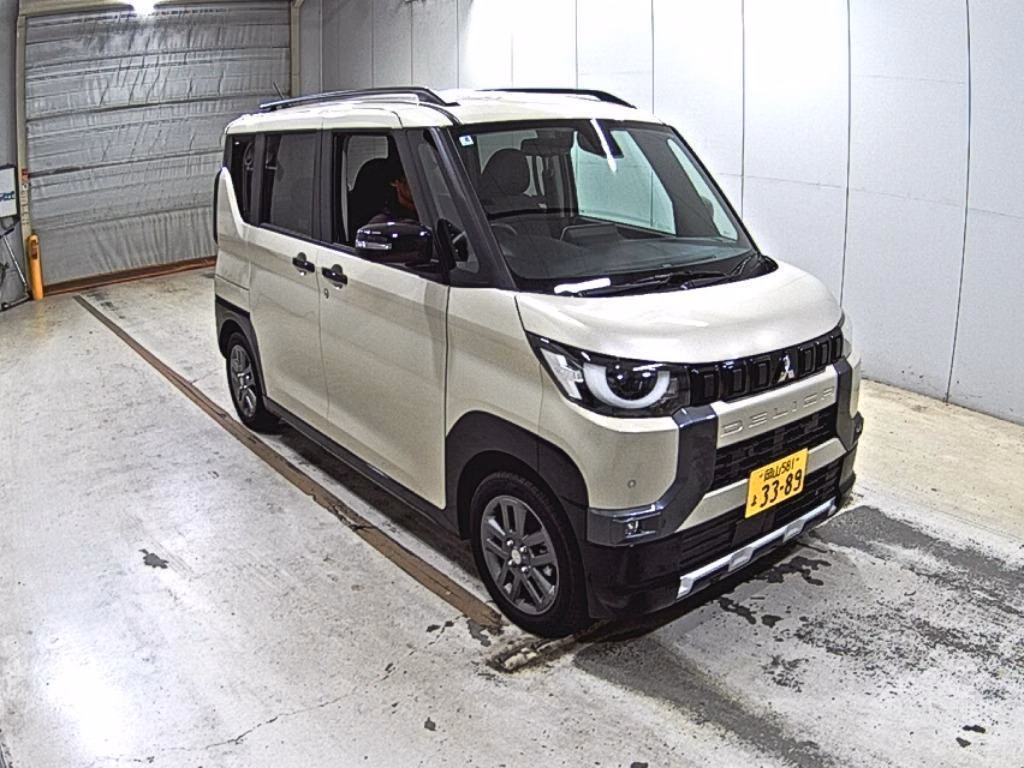 MITSUBISHI DELICA MINI