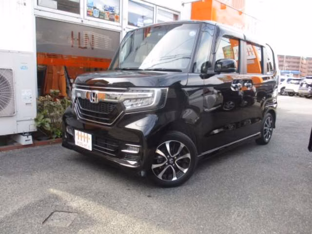 HONDA N-BOX