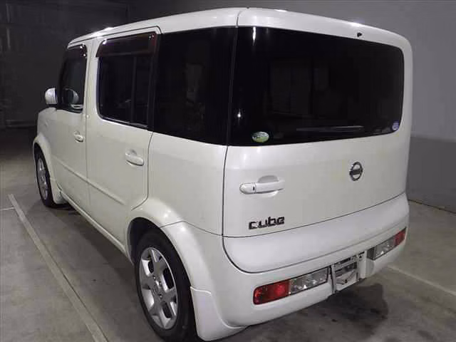 NISSAN CUBE