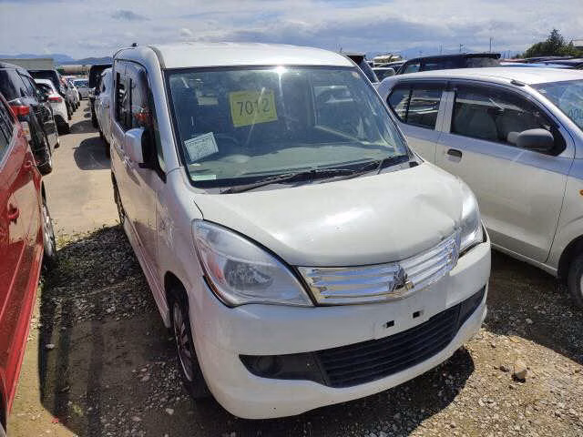 MITSUBISHI DELICA D:2