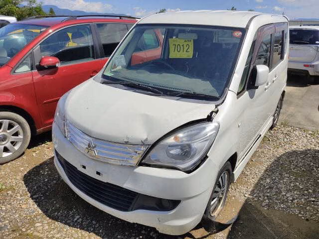 MITSUBISHI DELICA D:2