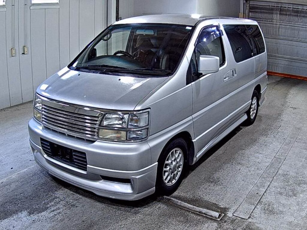 NISSAN ELGRAND