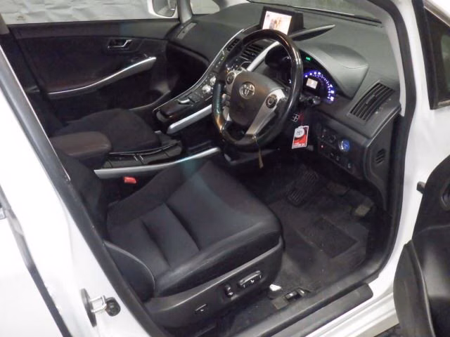 TOYOTA SAI