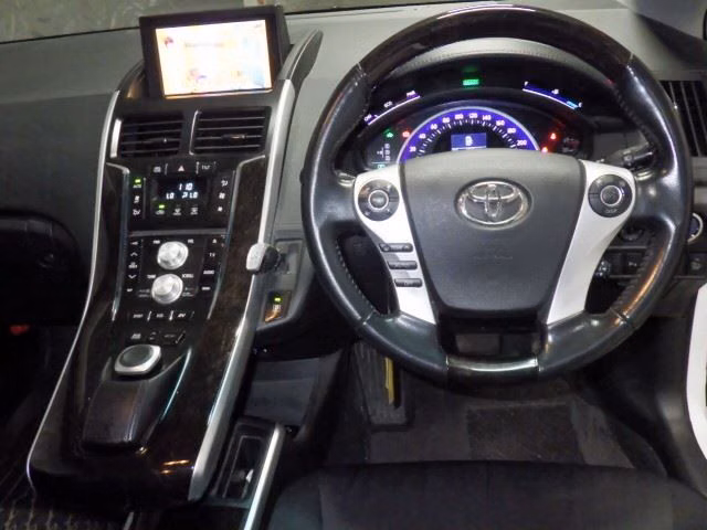 TOYOTA SAI