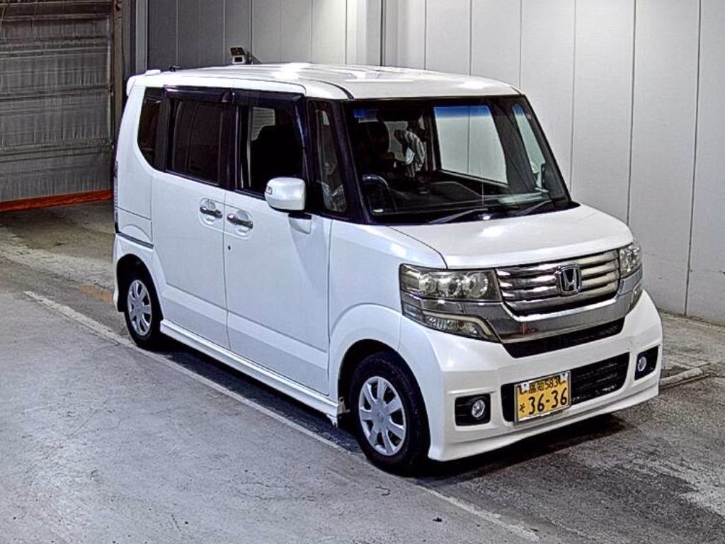 HONDA N-BOX