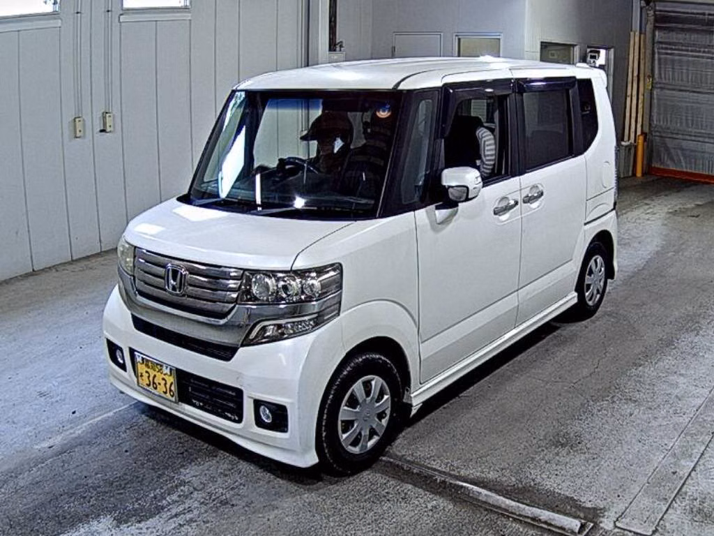 HONDA N-BOX