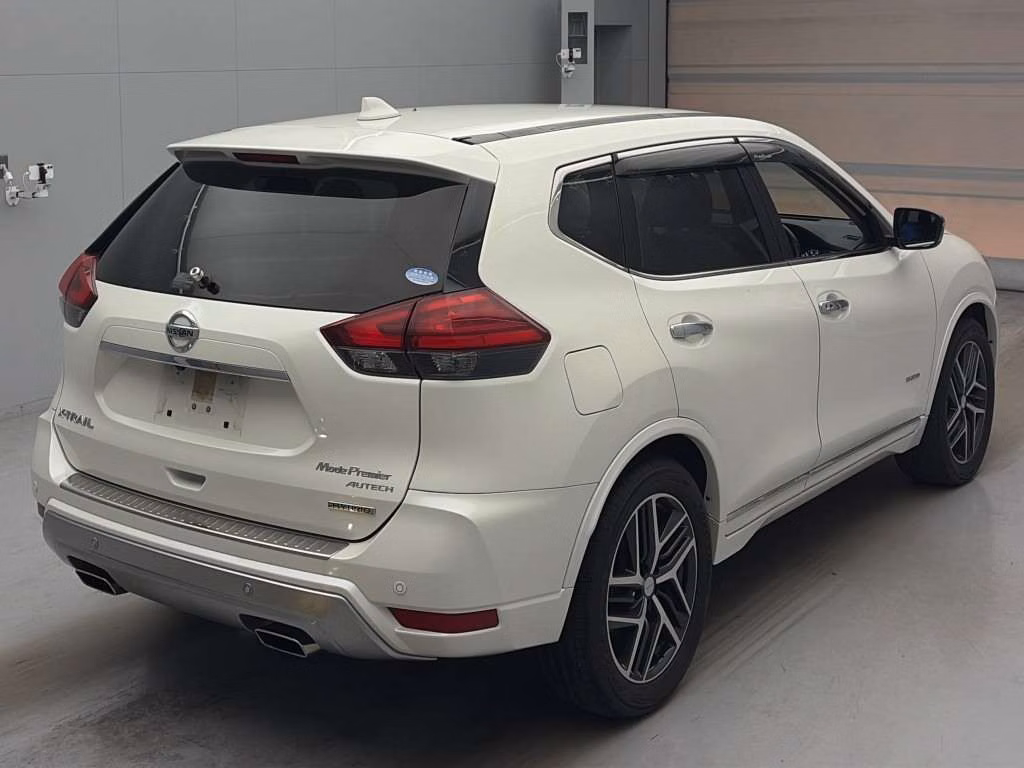 NISSAN X-TRAIL