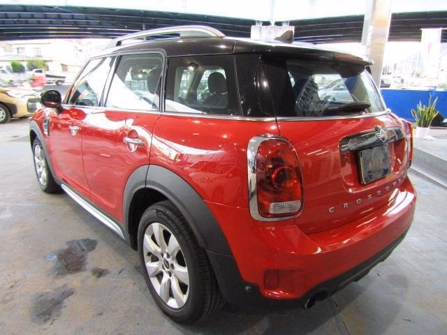 MINI CROSSOVER