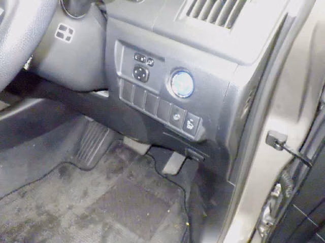 TOYOTA SAI