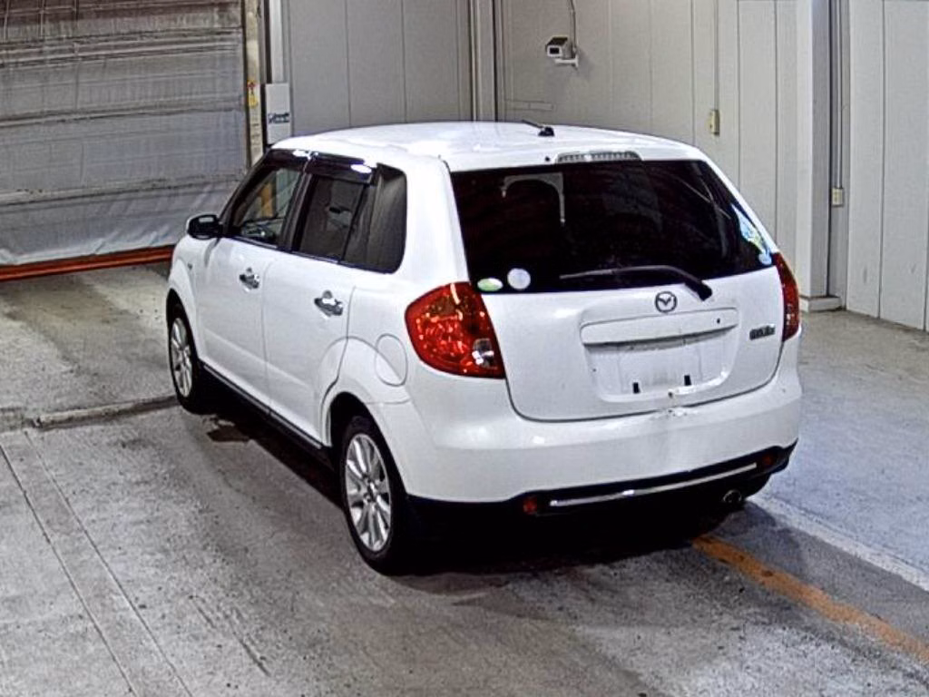 MAZDA VERISA