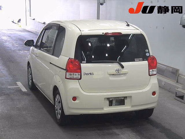 TOYOTA PORTE