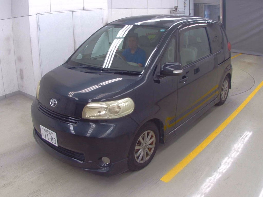 TOYOTA PORTE