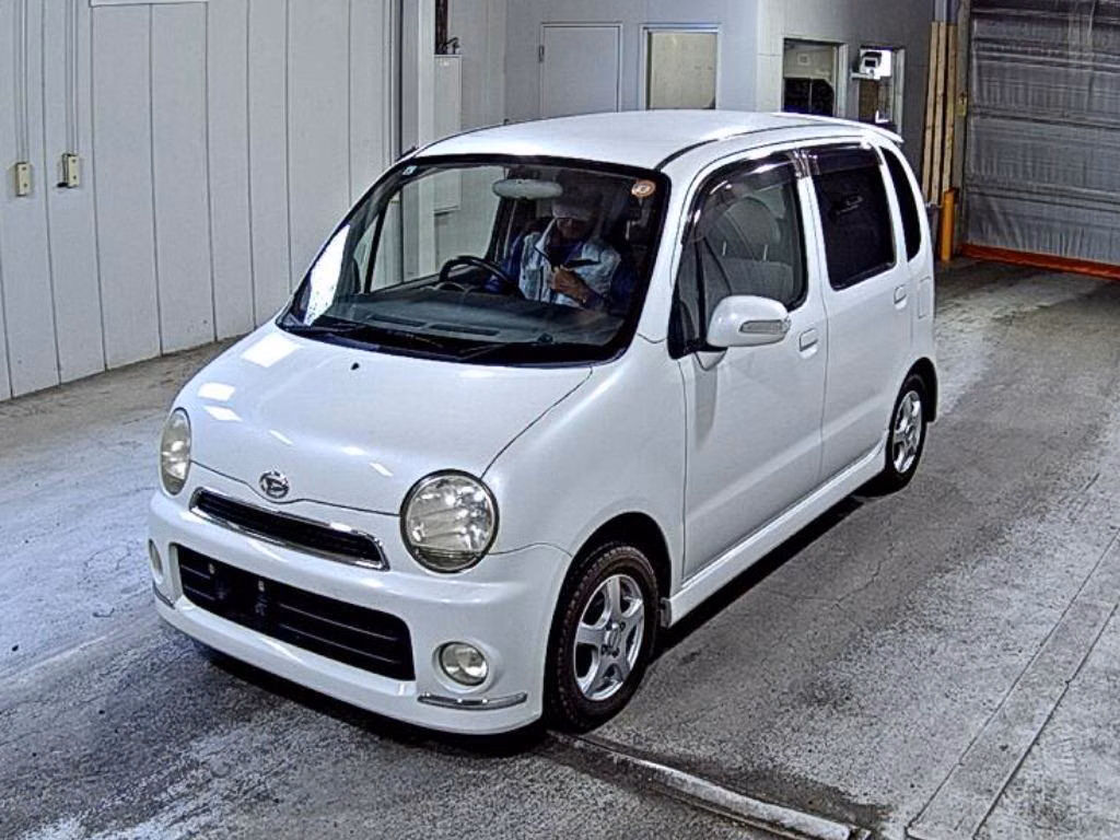 DAIHATSU MOVE LATTE
