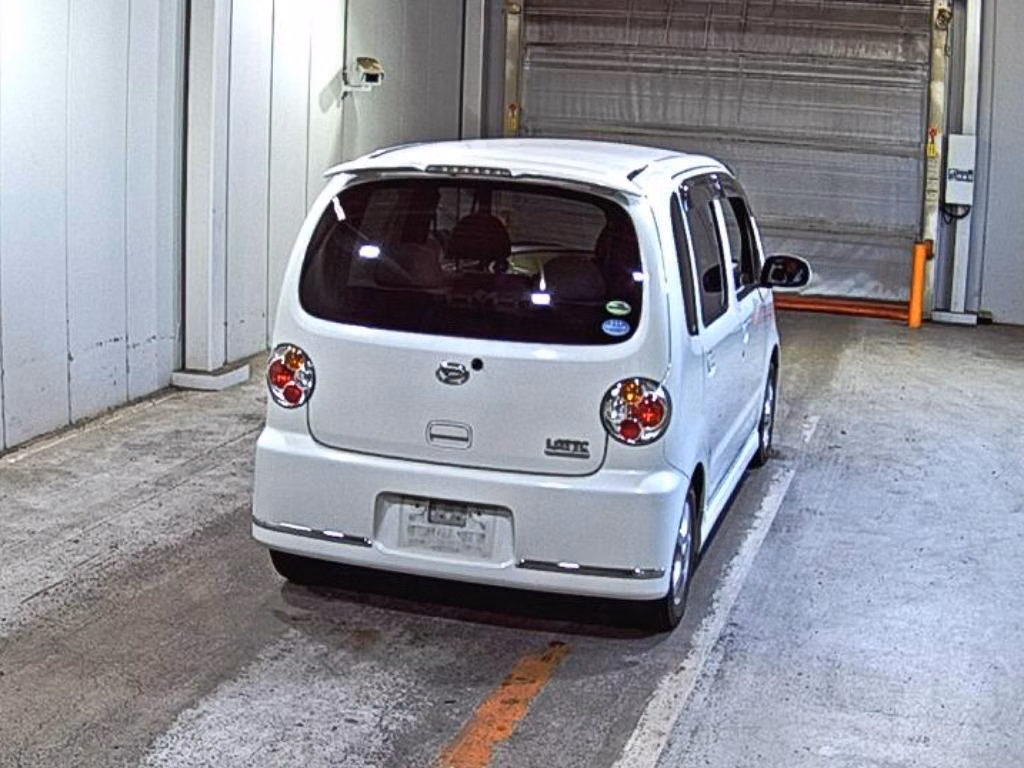 DAIHATSU MOVE LATTE