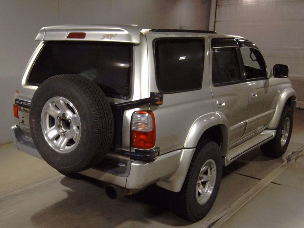 TOYOTA HILUX SURF