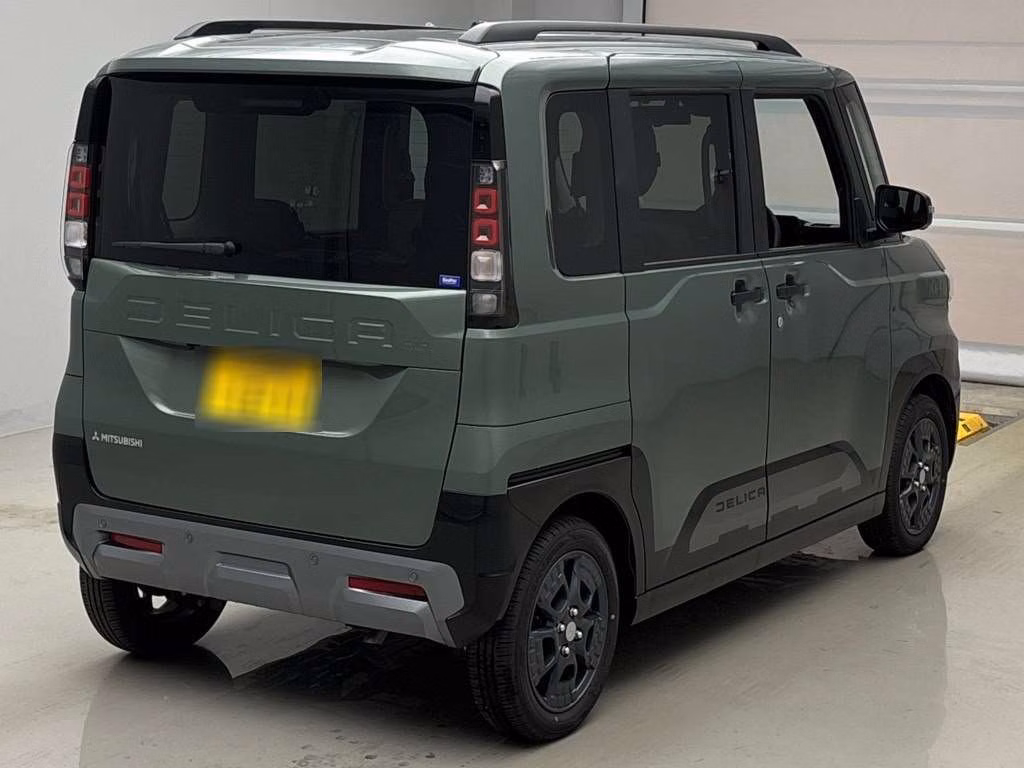 MITSUBISHI DELICA MINI