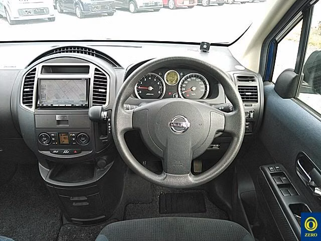 NISSAN LAFESTA